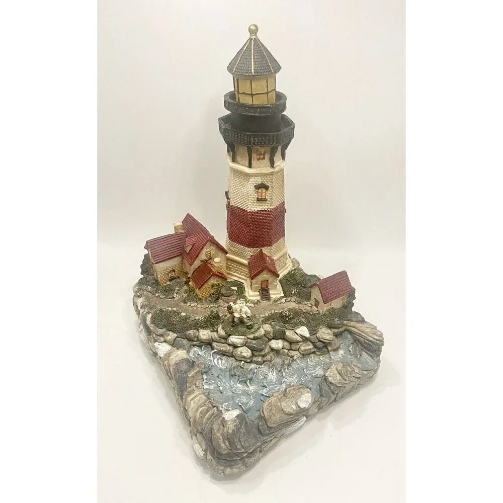 Lighthouse Reef Tabletop Decor 12” Music Box New England Keeper Harbor Cape READ